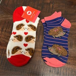 Set of 2 - NWT/NWOT Hedgehog Novelty Socks